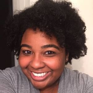 Meet your Posher, Carlina